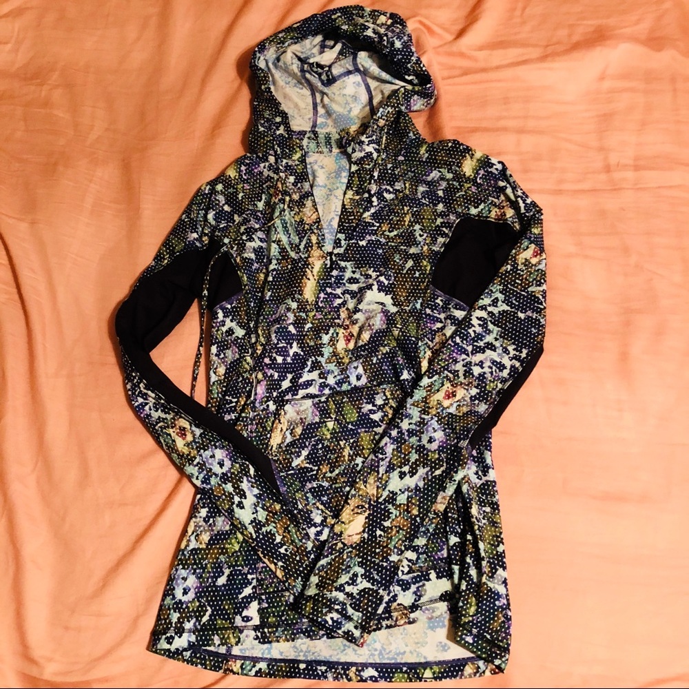 Lululemon rain hoodie with mesh